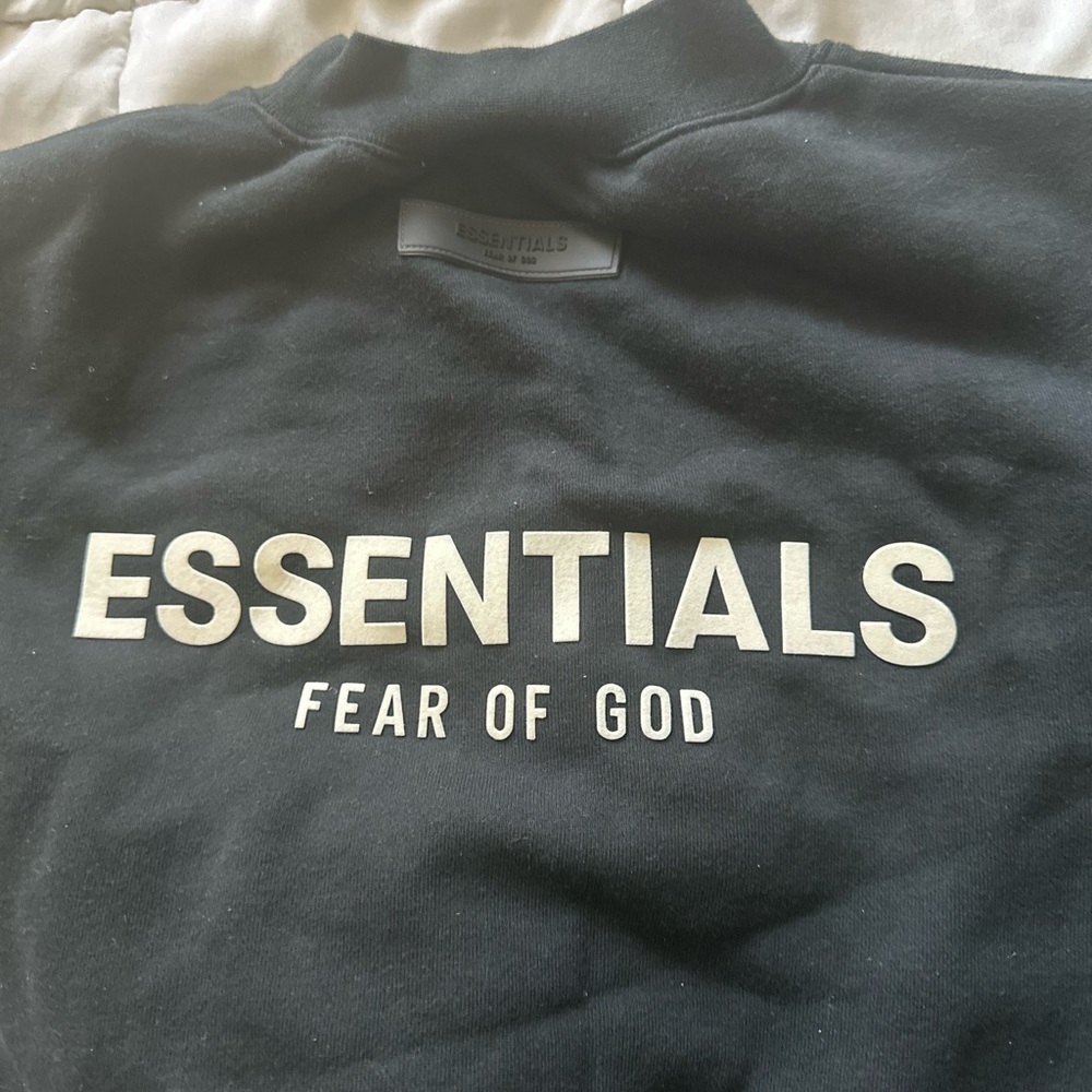 essentials sweater - Picture 3 of 3